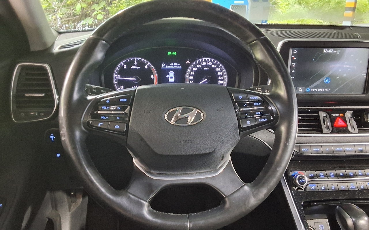 2017 - hyundai grandeur