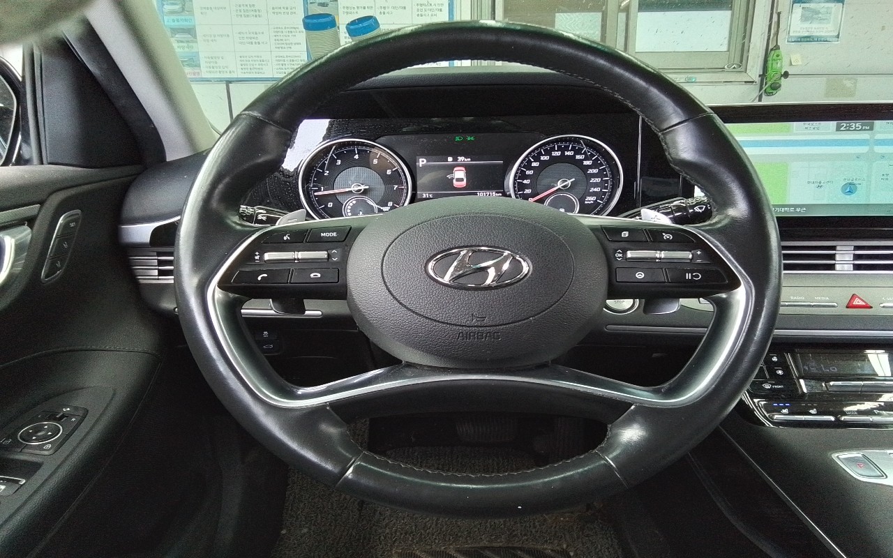 2020 - hyundai grandeur
