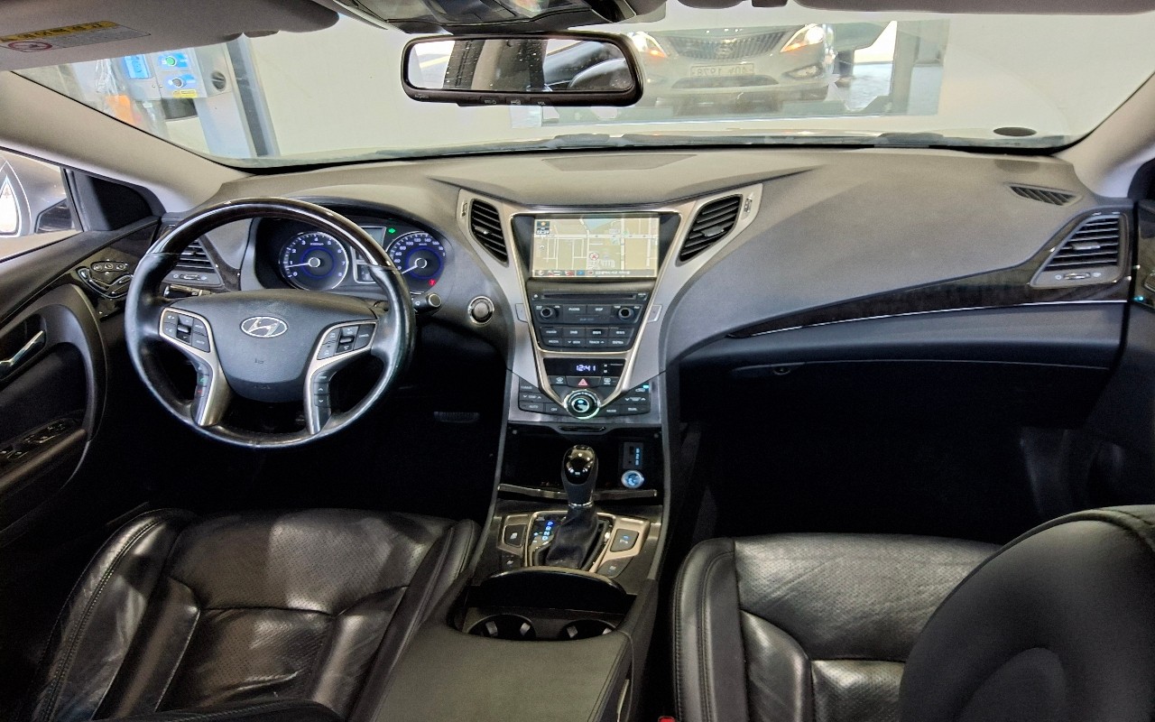 2014 - hyundai azera