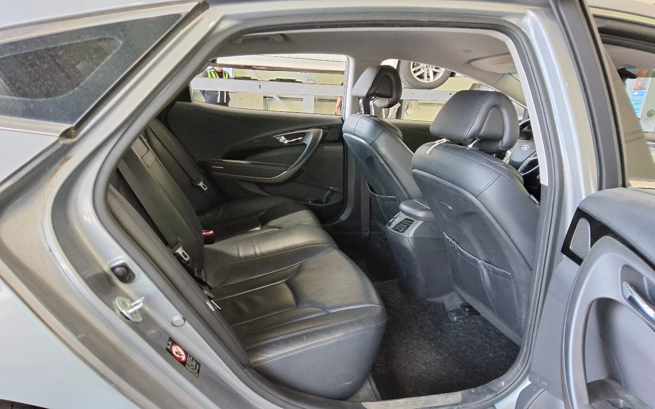 2014 - hyundai azera