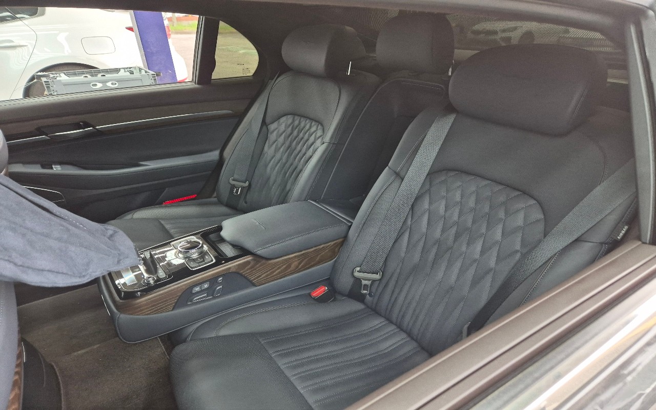 2020 - genesis g90