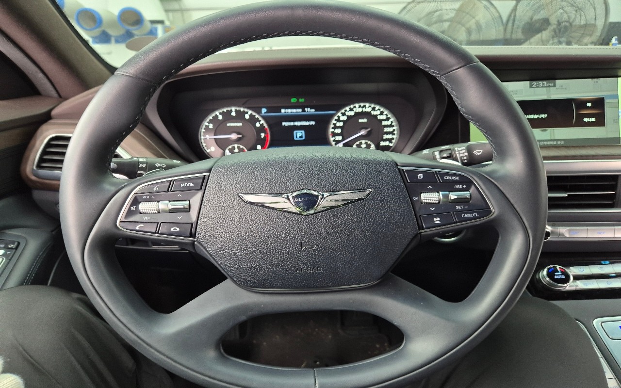 2020 - genesis g90