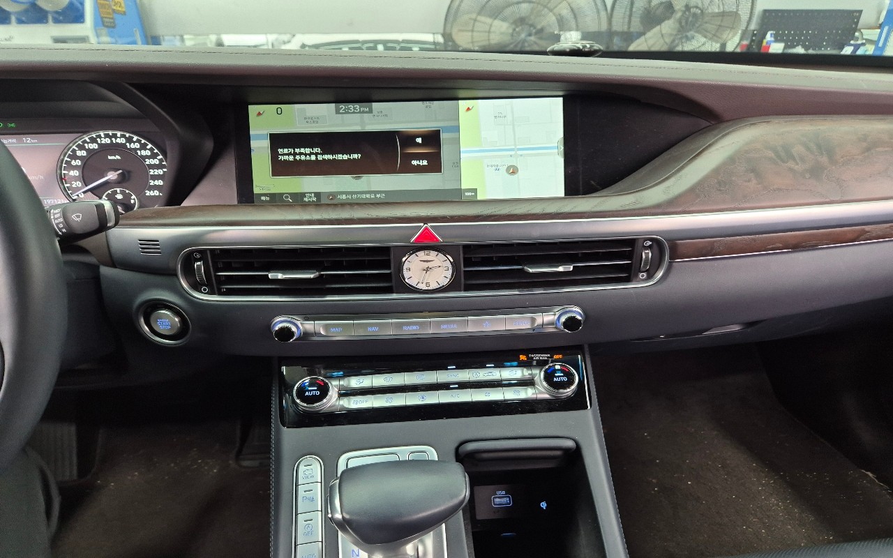 2020 - genesis g90