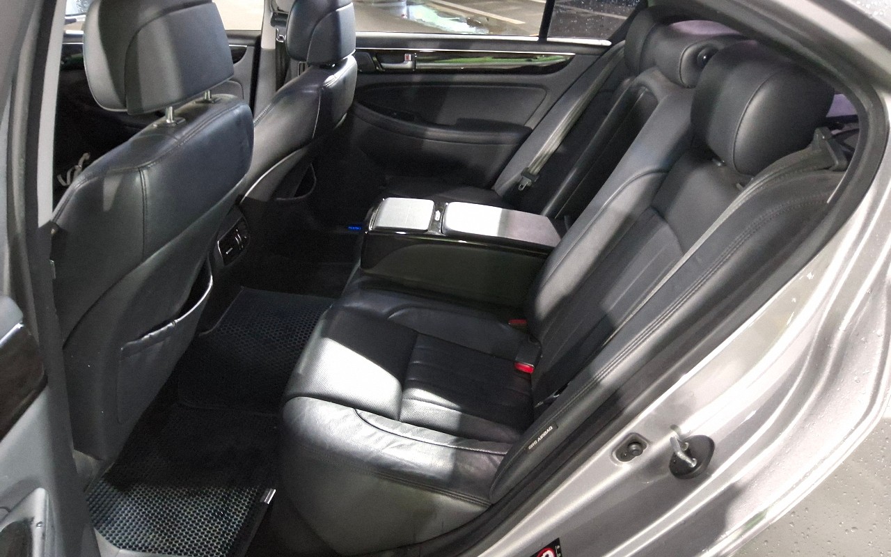 2013 - hyundai bh