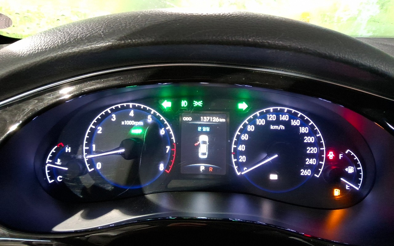 2013 - hyundai bh