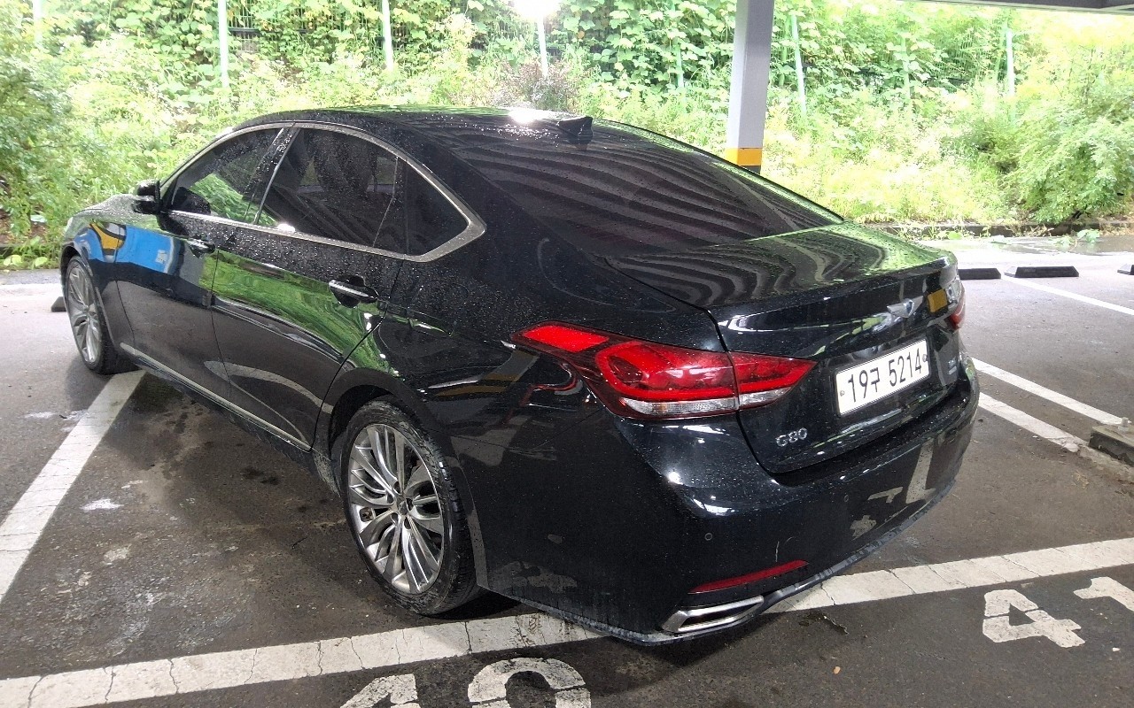 2016 - hyundai g330