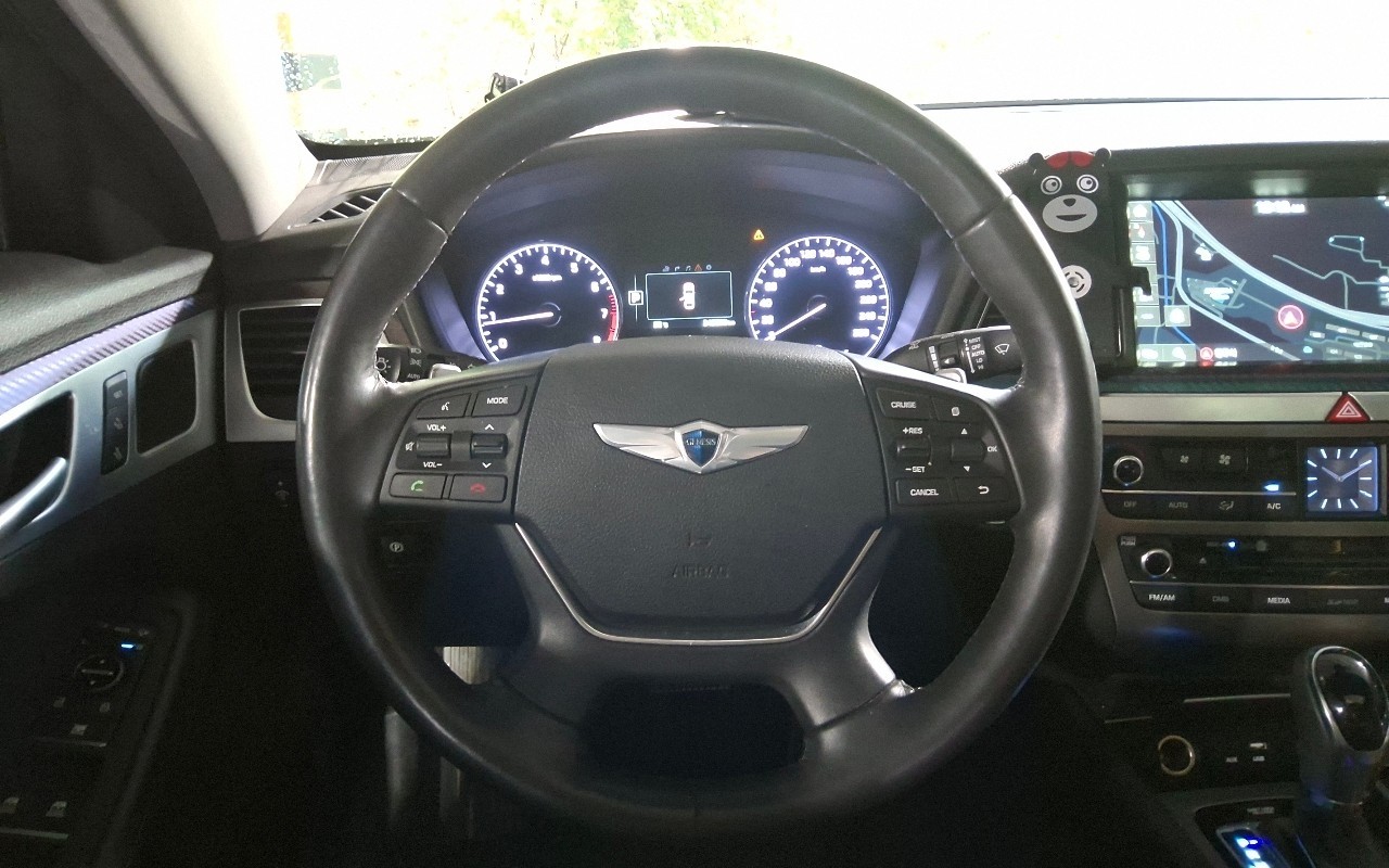 2016 - hyundai g330
