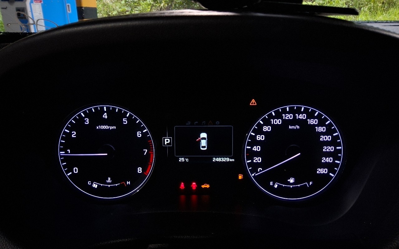 2016 - hyundai g330