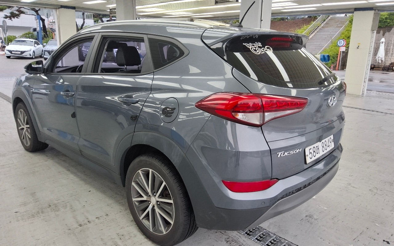 2016 - hyundai tucson