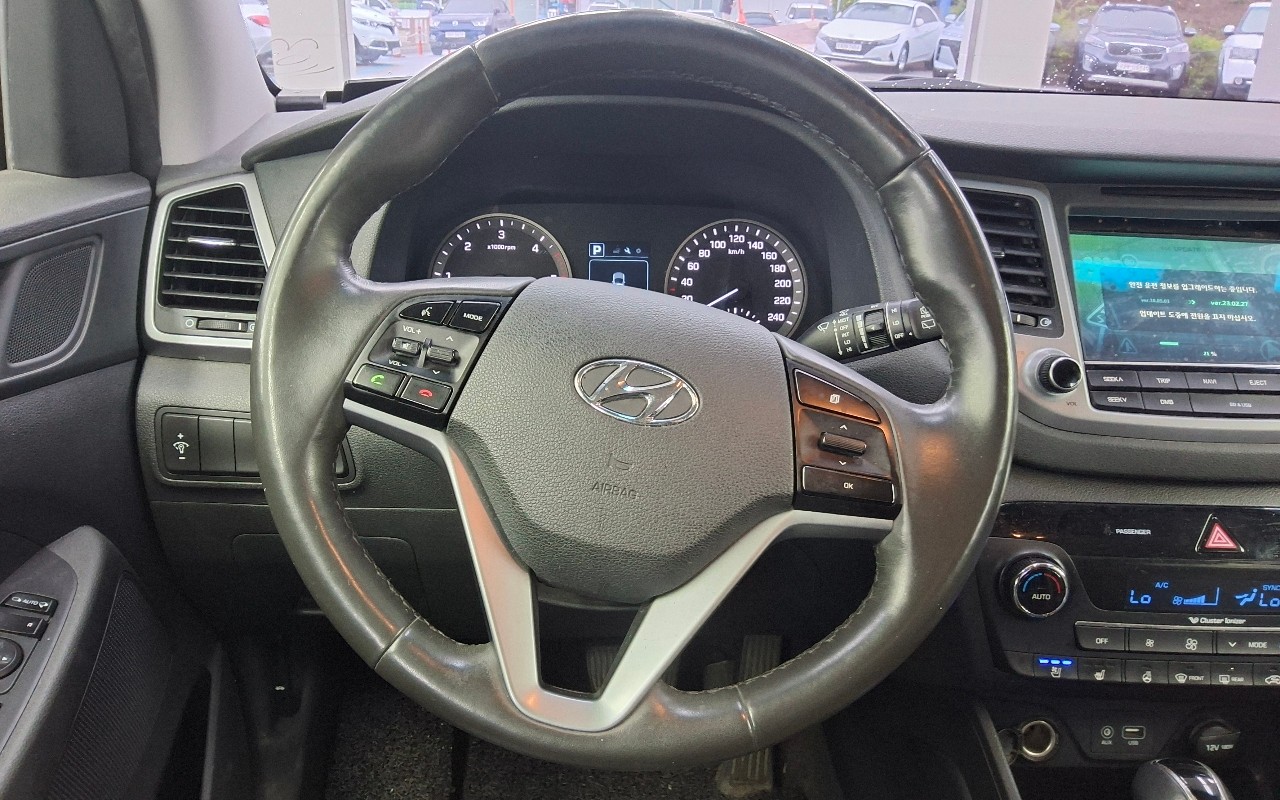 2016 - hyundai tucson