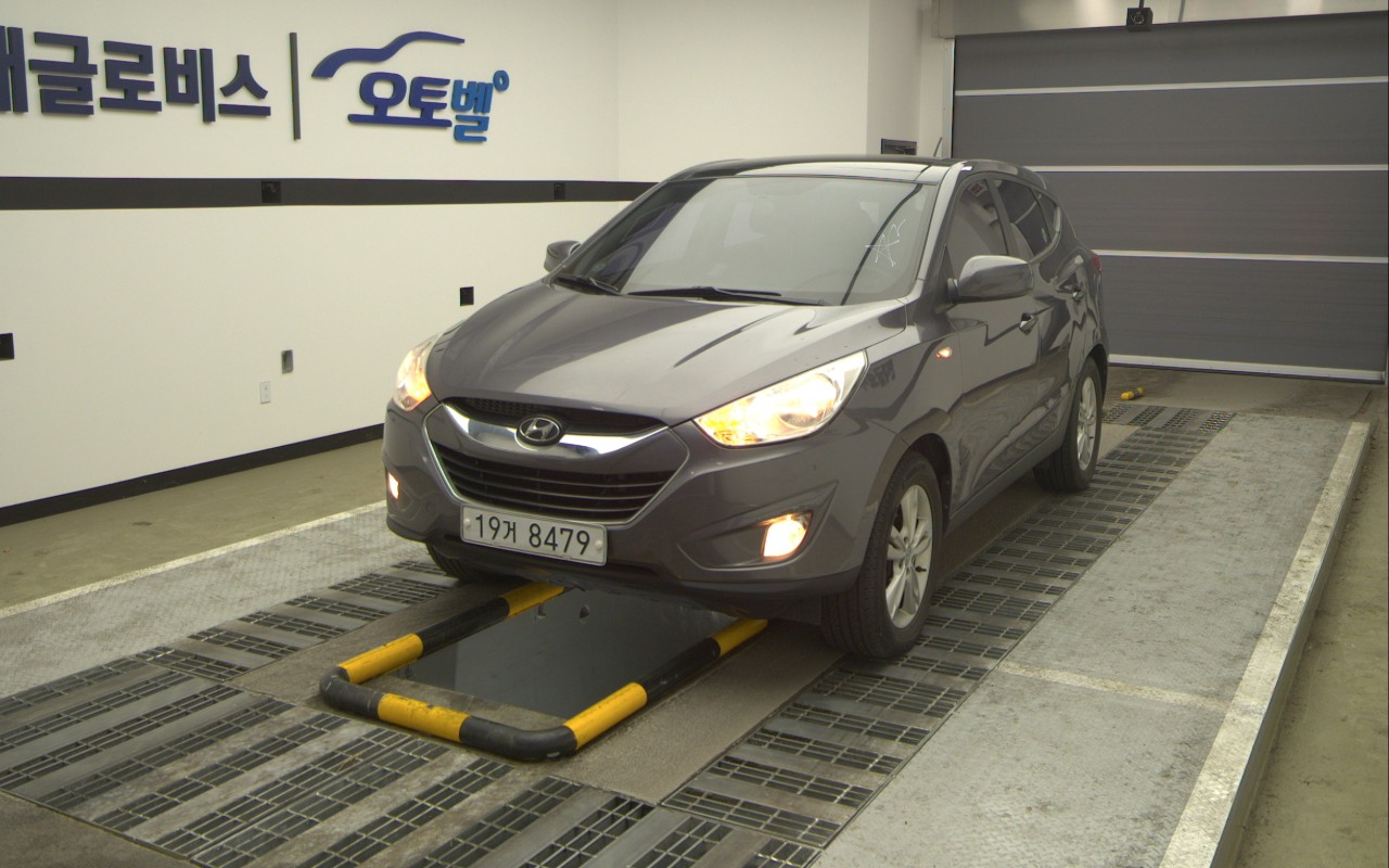 2010 - hyundai tucson
