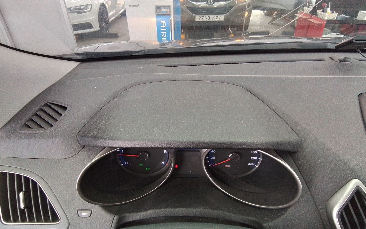 2010 - hyundai tucson