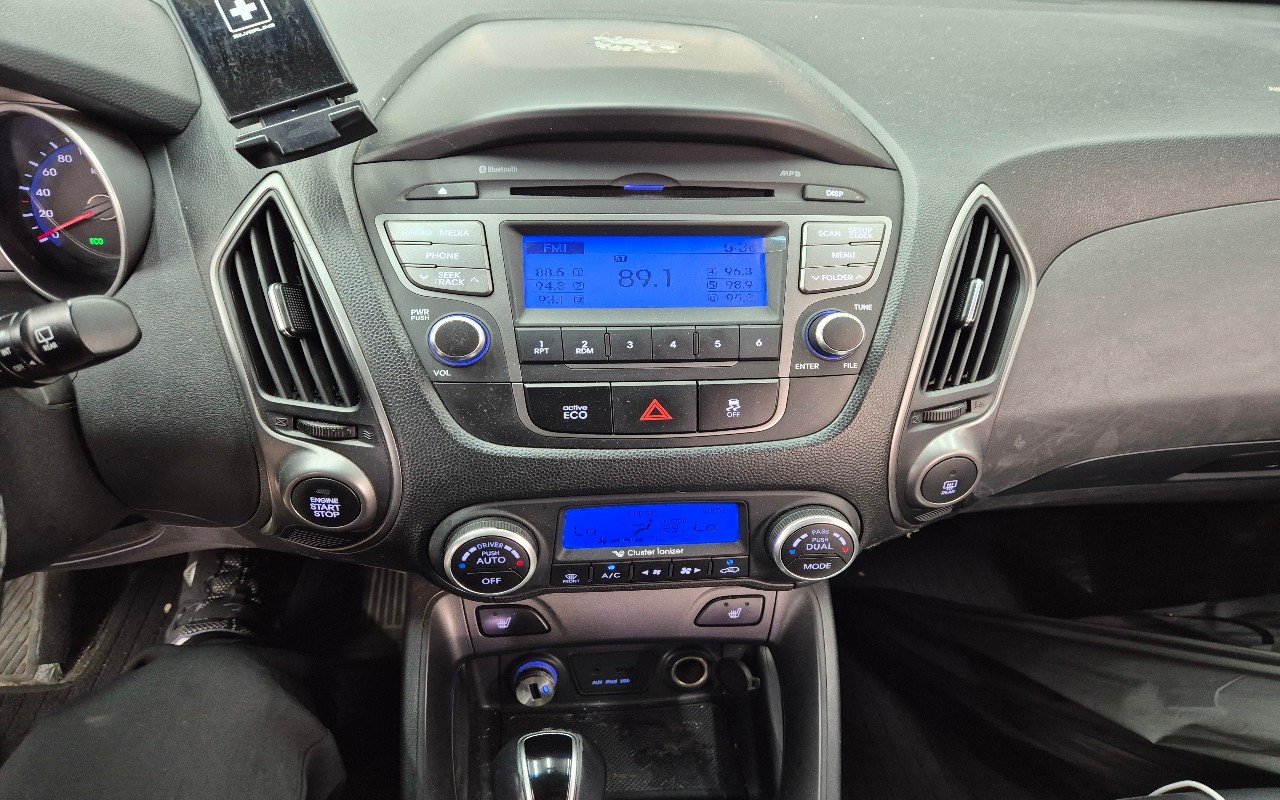 2014 - hyundai tucson