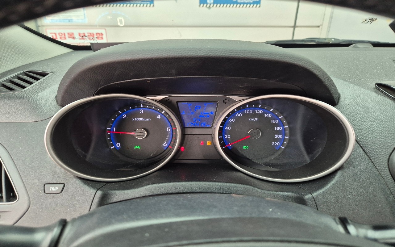 2014 - hyundai tucson