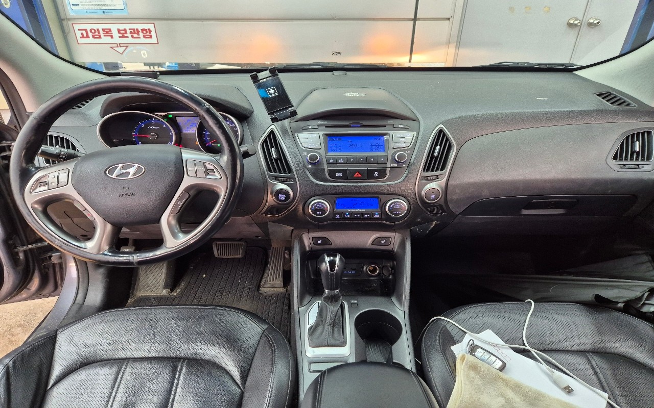 2014 - hyundai tucson