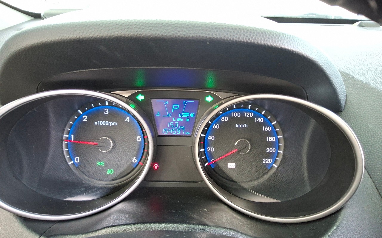 2010 - hyundai tucson