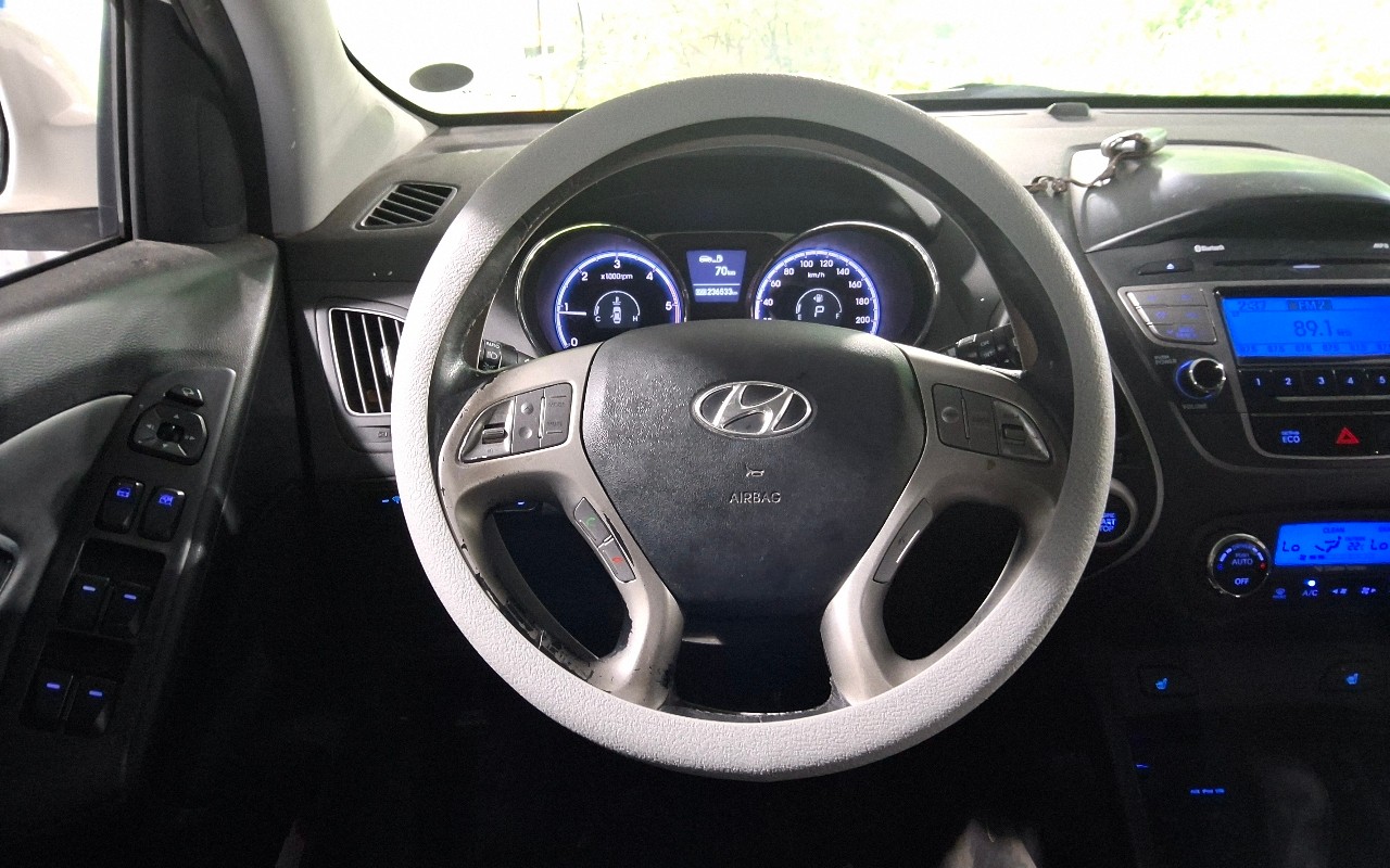 2013 - hyundai tucson