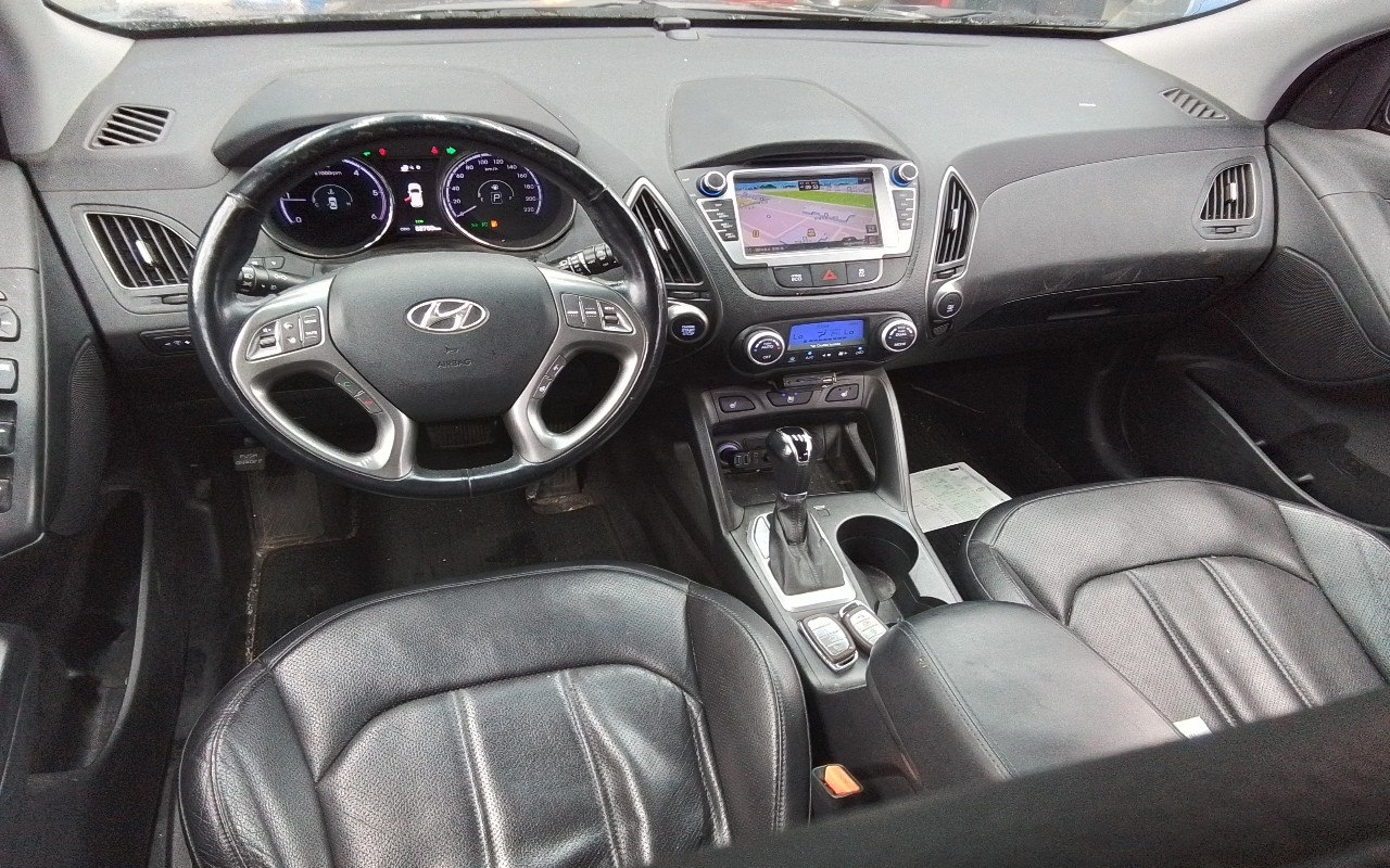 2014 - hyundai tucson