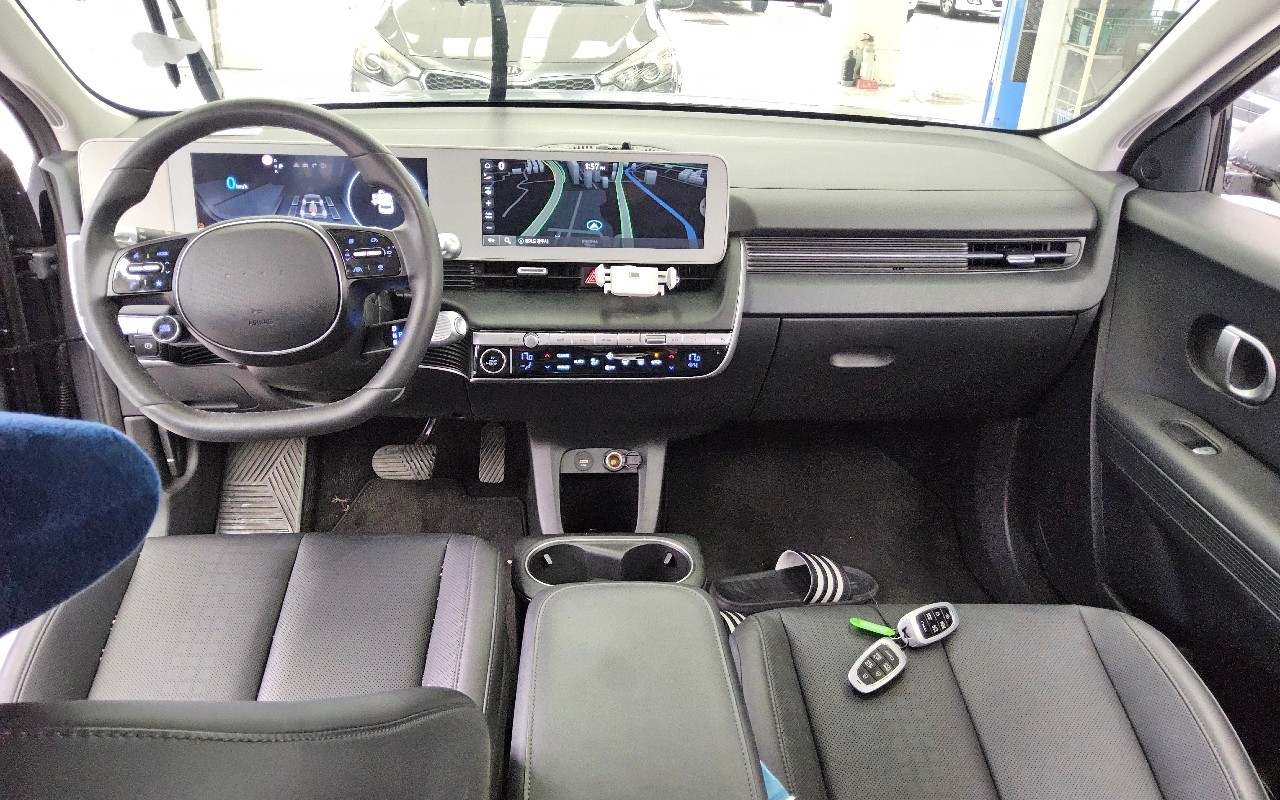 2023 - hyundai ioniq