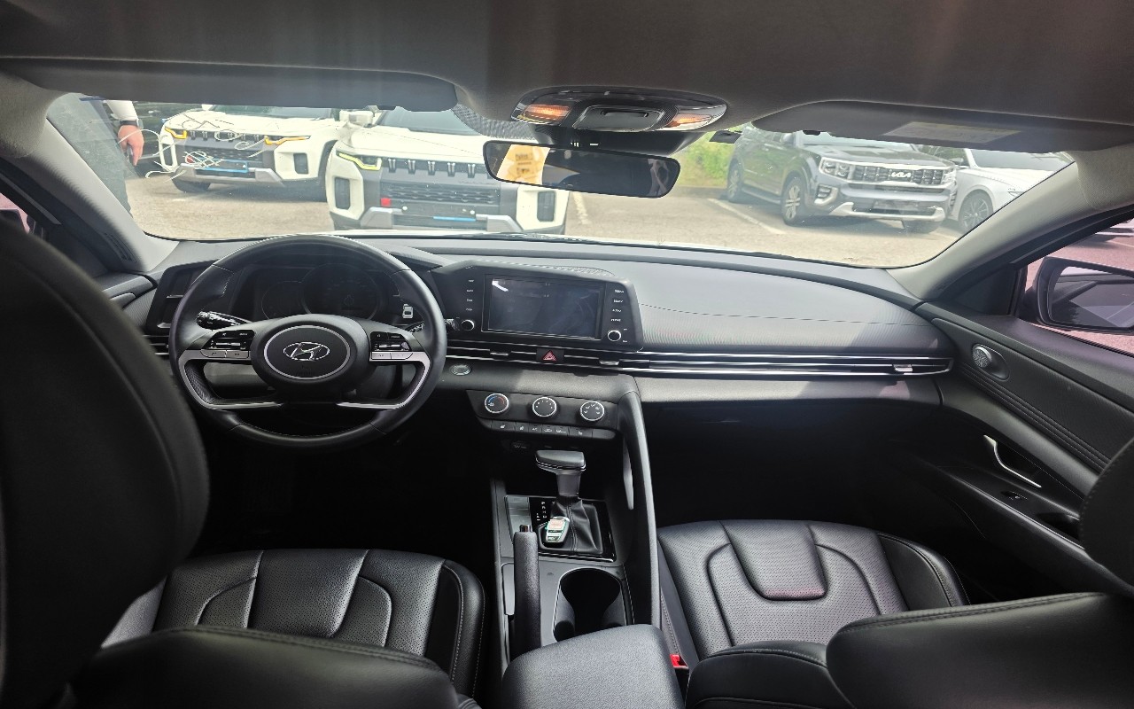 2021 - hyundai avante