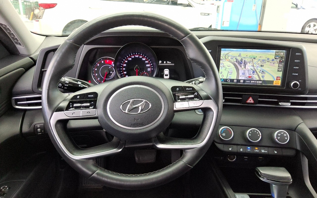 2021 - hyundai avante