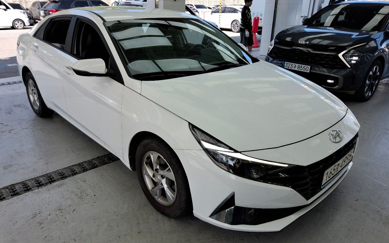 2021 - hyundai avante