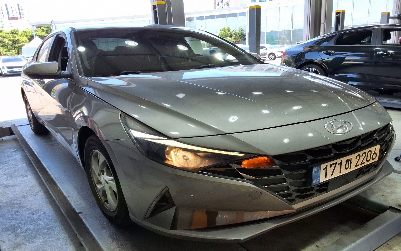 2023 - hyundai avante