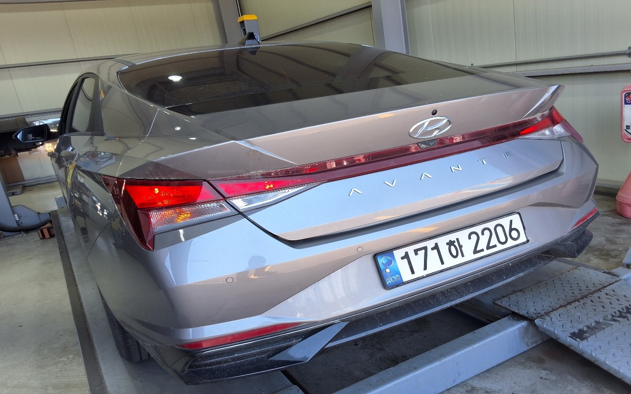 2023 - hyundai avante