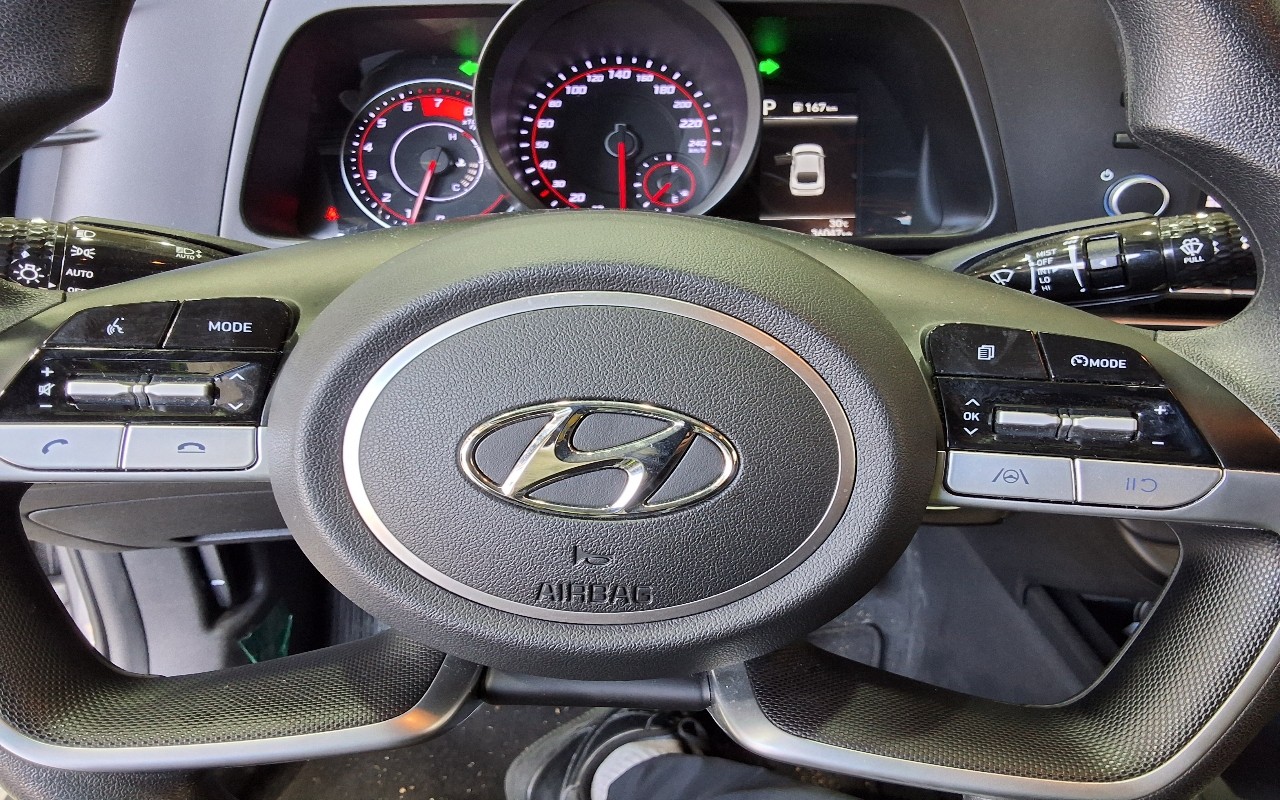 2023 - hyundai avante