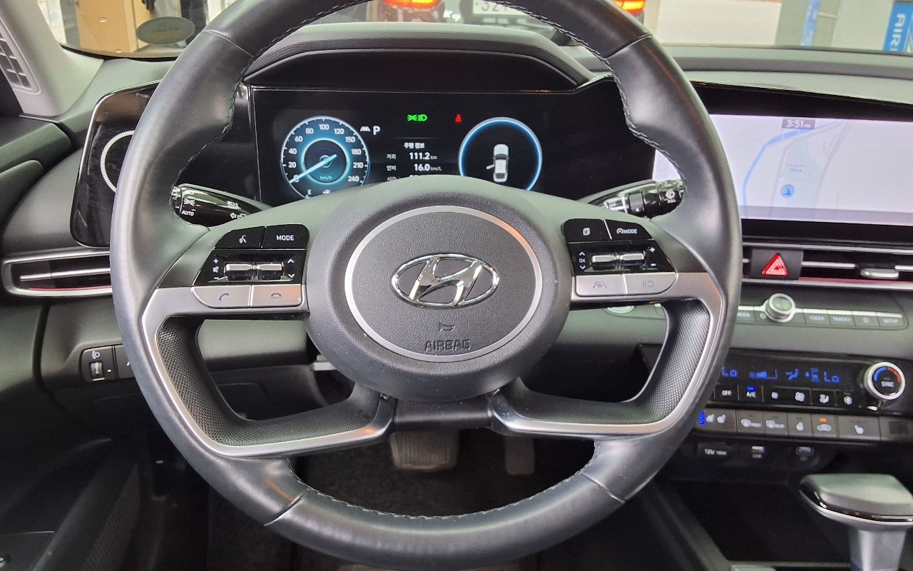 2021 - hyundai avante