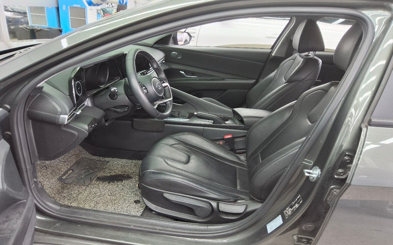 2023 - hyundai avante