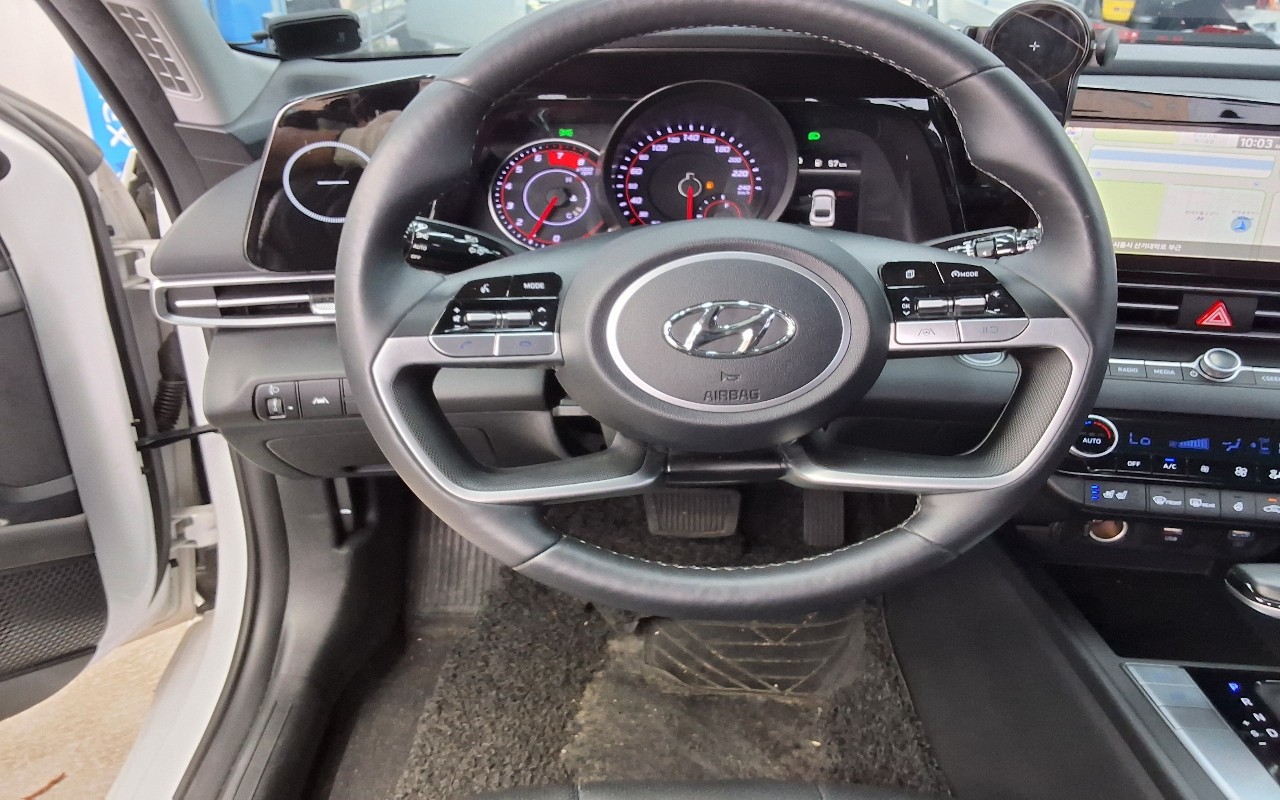 2023 - hyundai avante