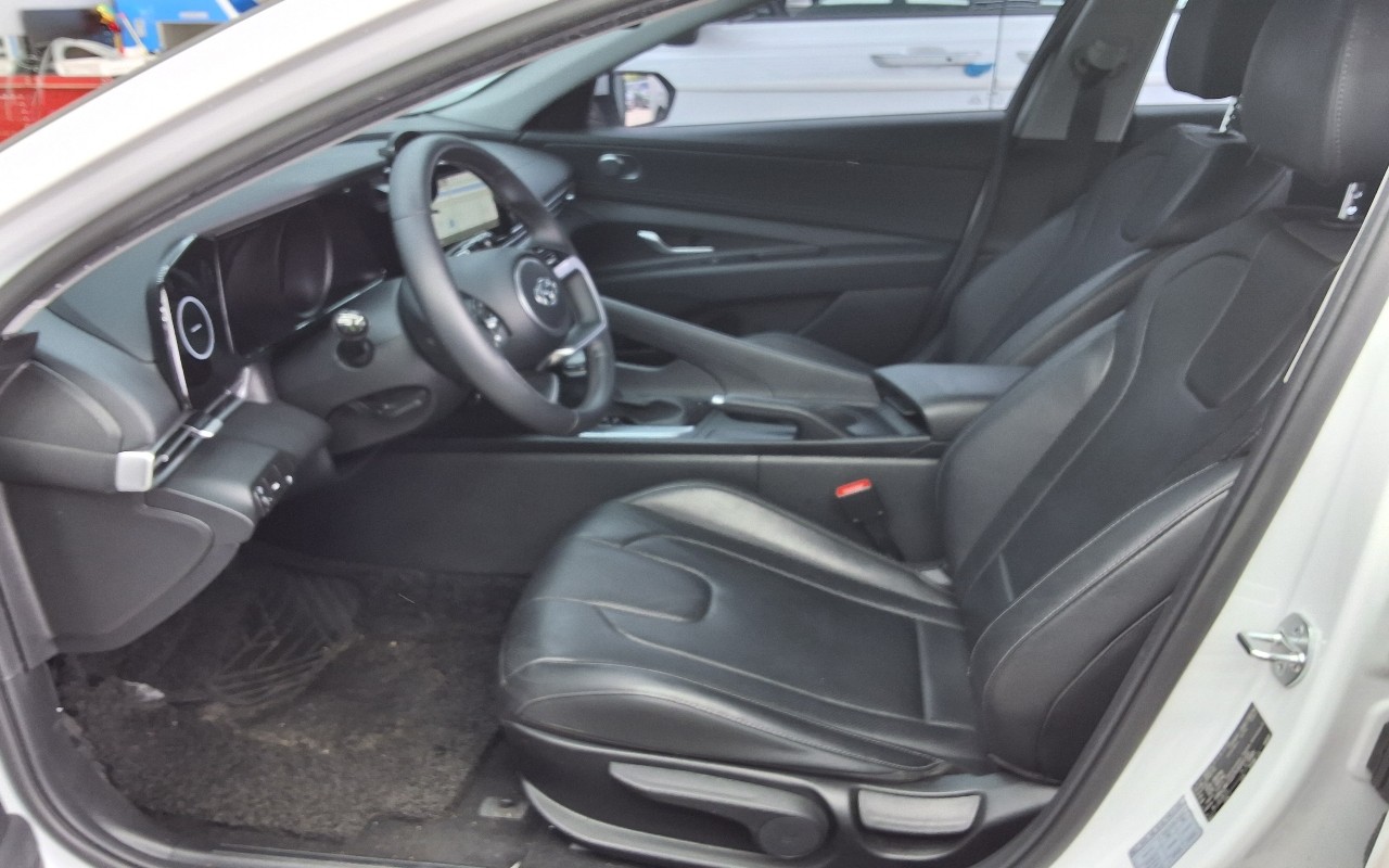 2023 - hyundai avante