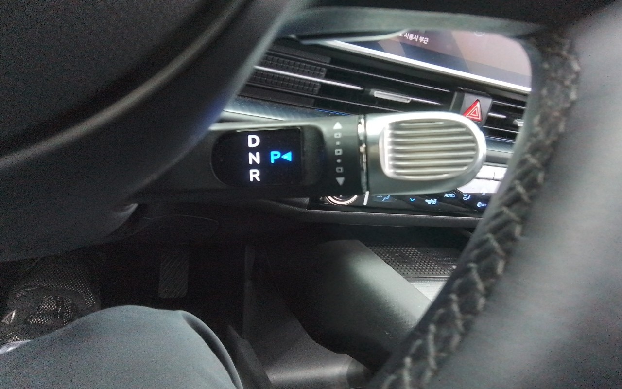 2023 - hyundai ioniq