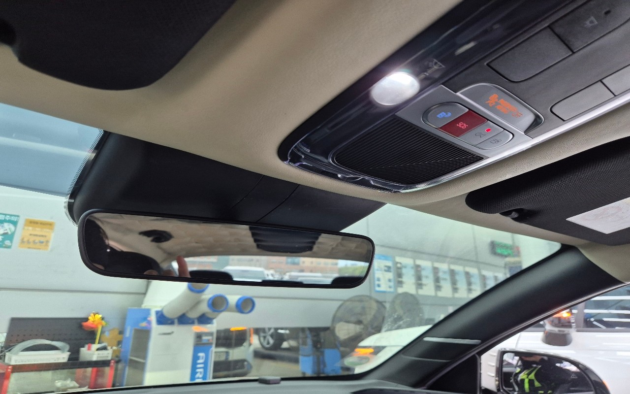 2024 - hyundai ioniq