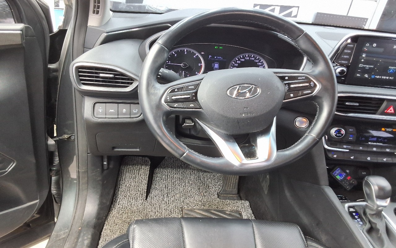 2019 - hyundai santa fe