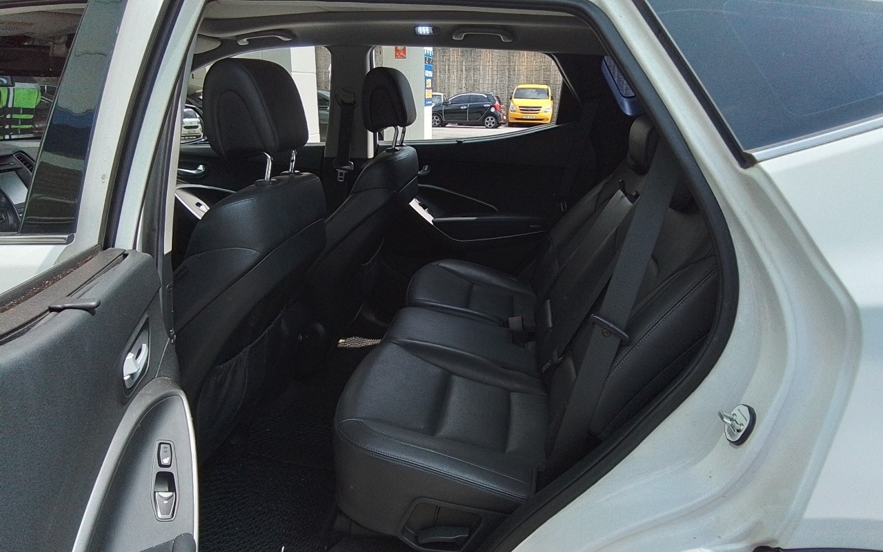 2017 - hyundai santa fe
