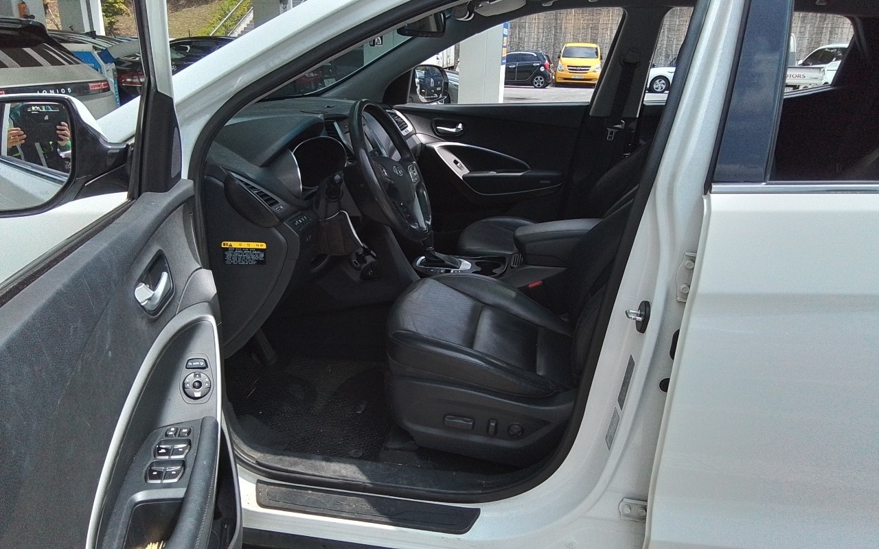2017 - hyundai santa fe
