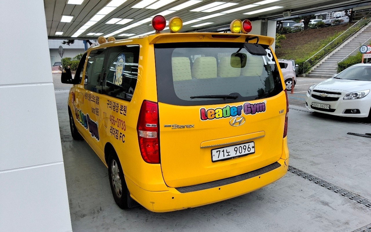 2015 - hyundai grand starex
