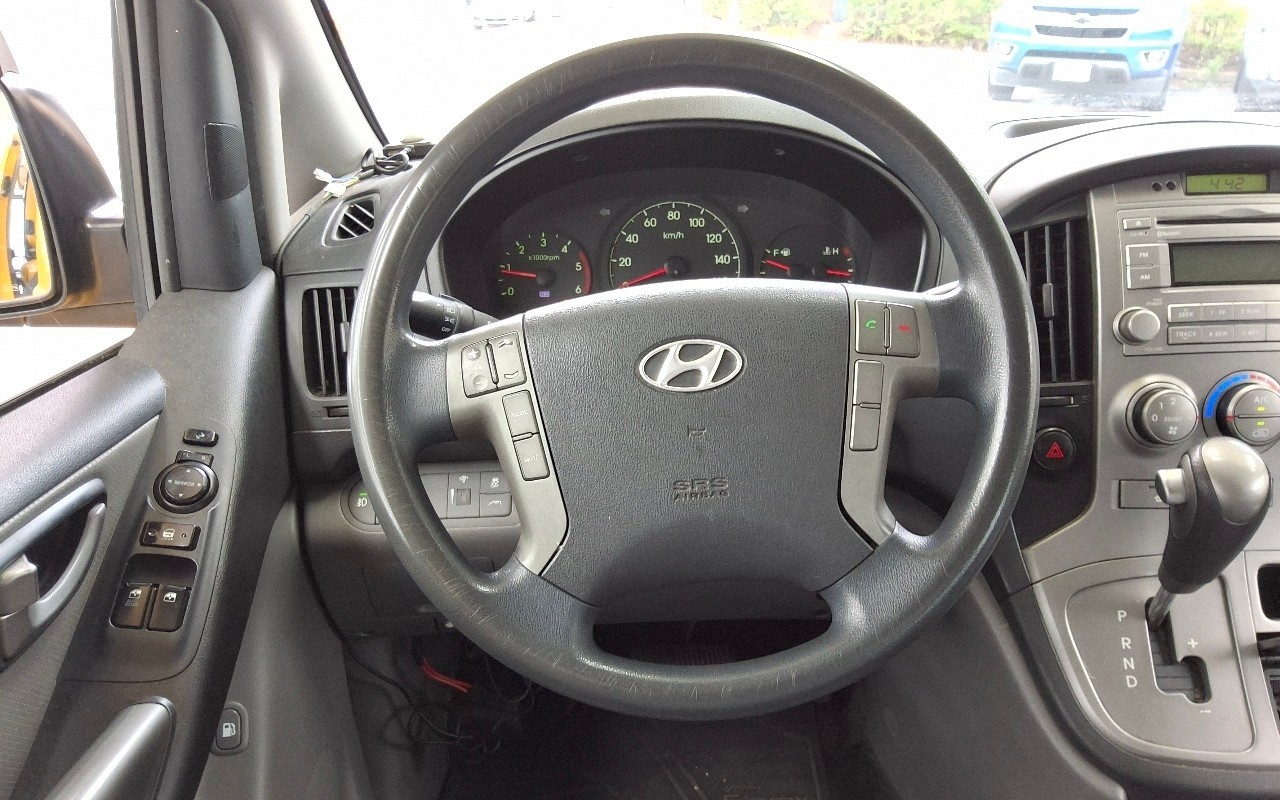 2015 - hyundai grand starex