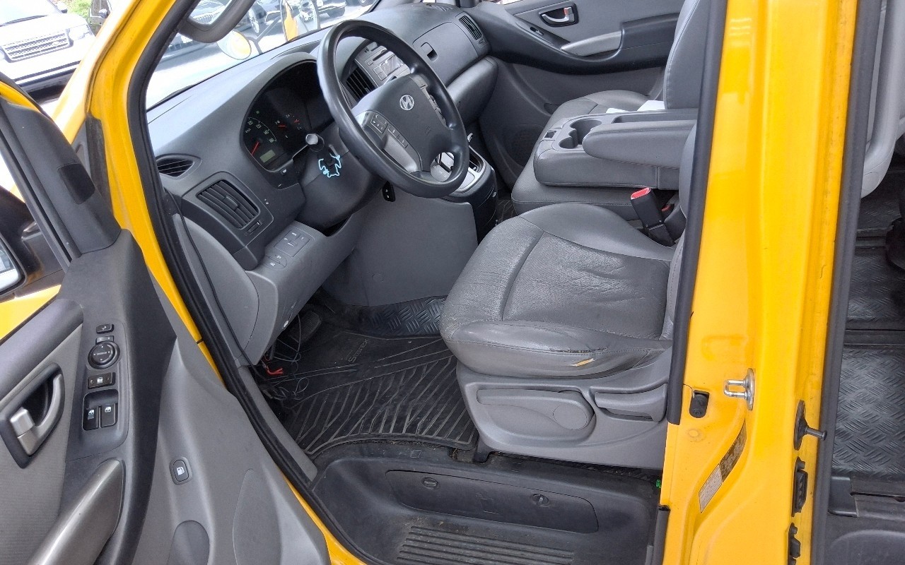 2015 - hyundai grand starex