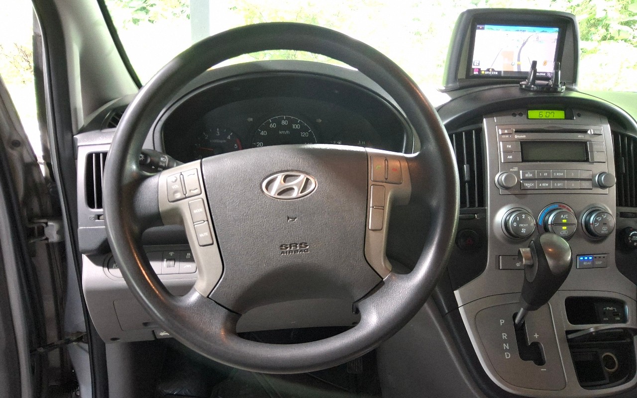 2016 - hyundai grand starex