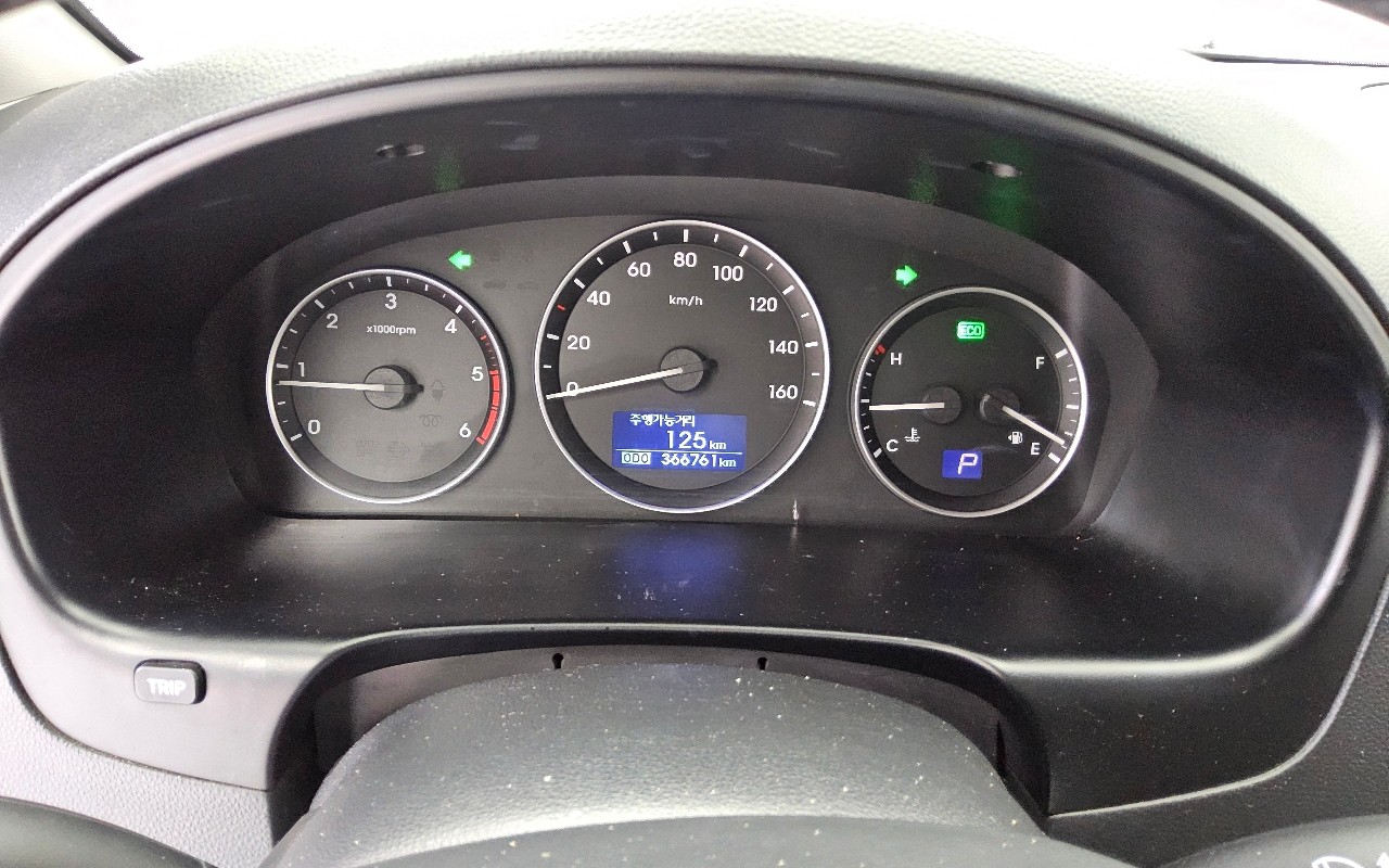 2016 - hyundai grand starex