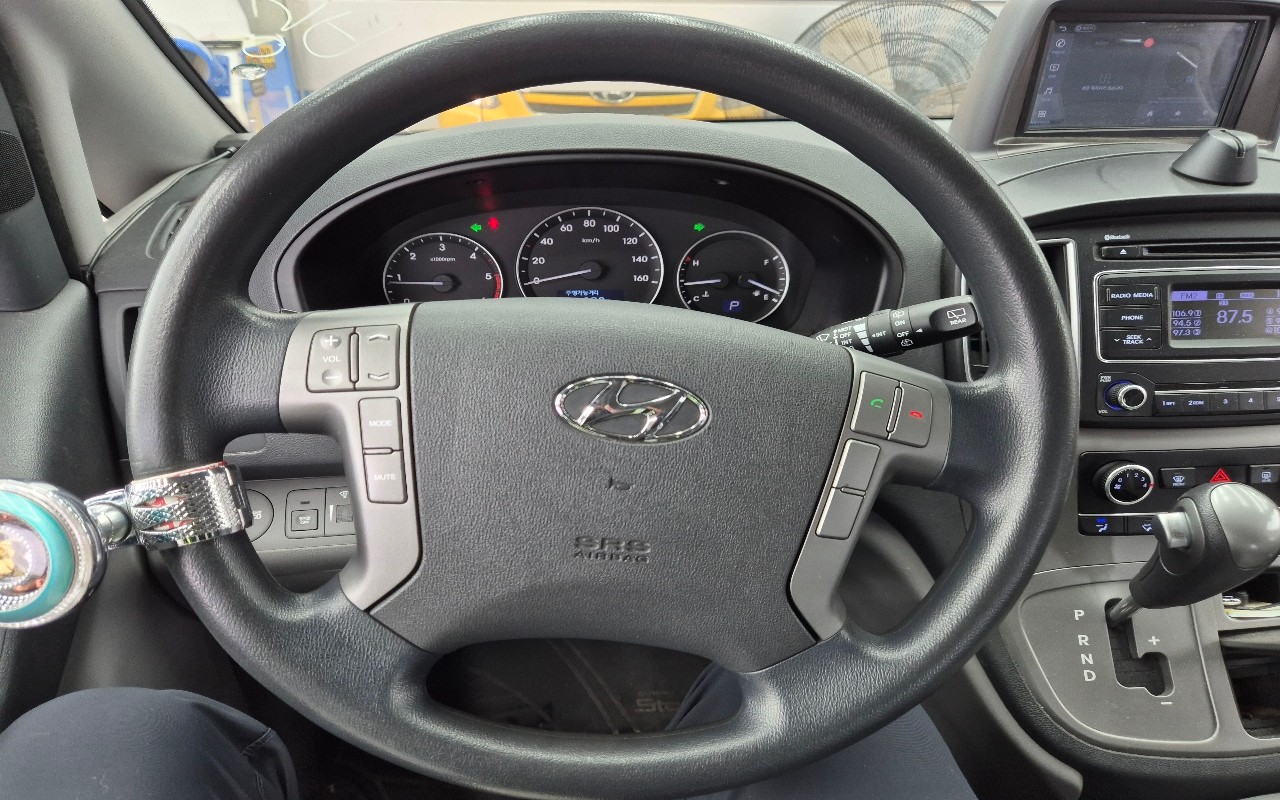2018 - hyundai grand starex
