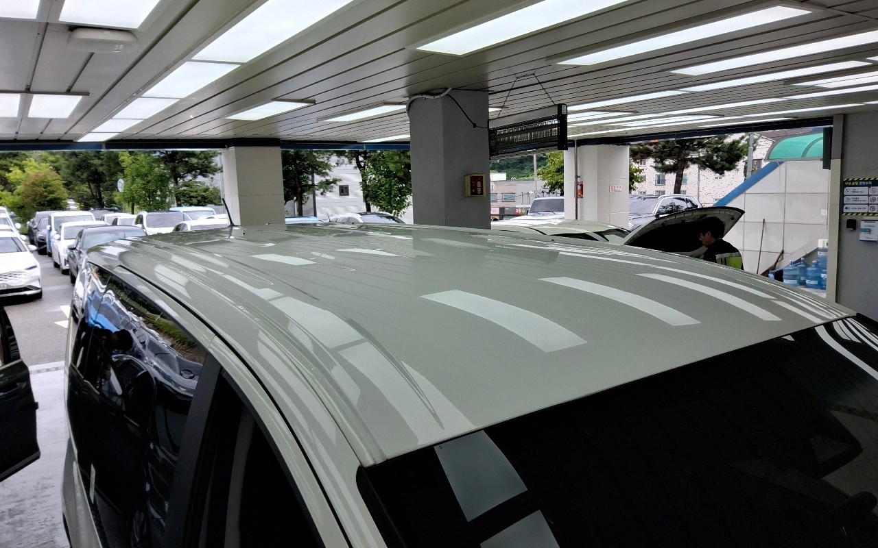 2023 - hyundai staria