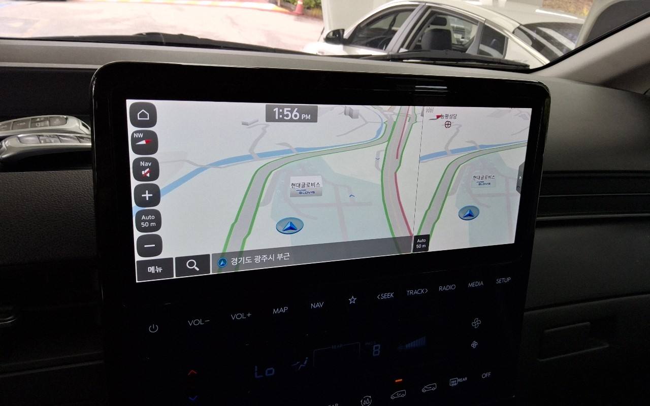 2023 - hyundai staria
