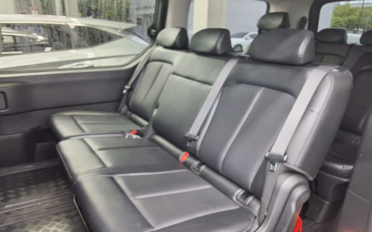 2022 - hyundai staria