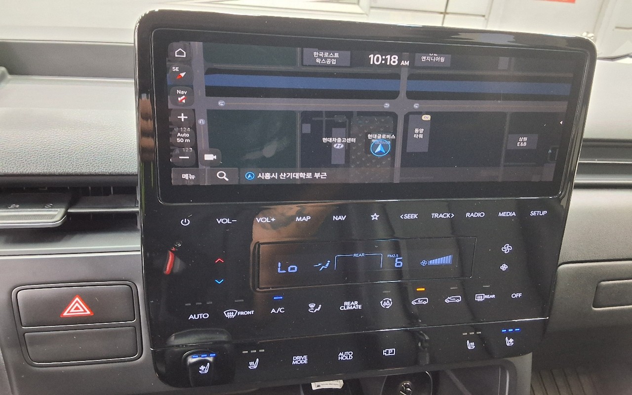 2022 - hyundai staria