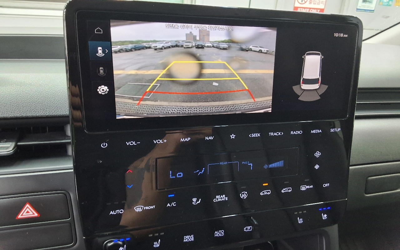 2022 - hyundai staria