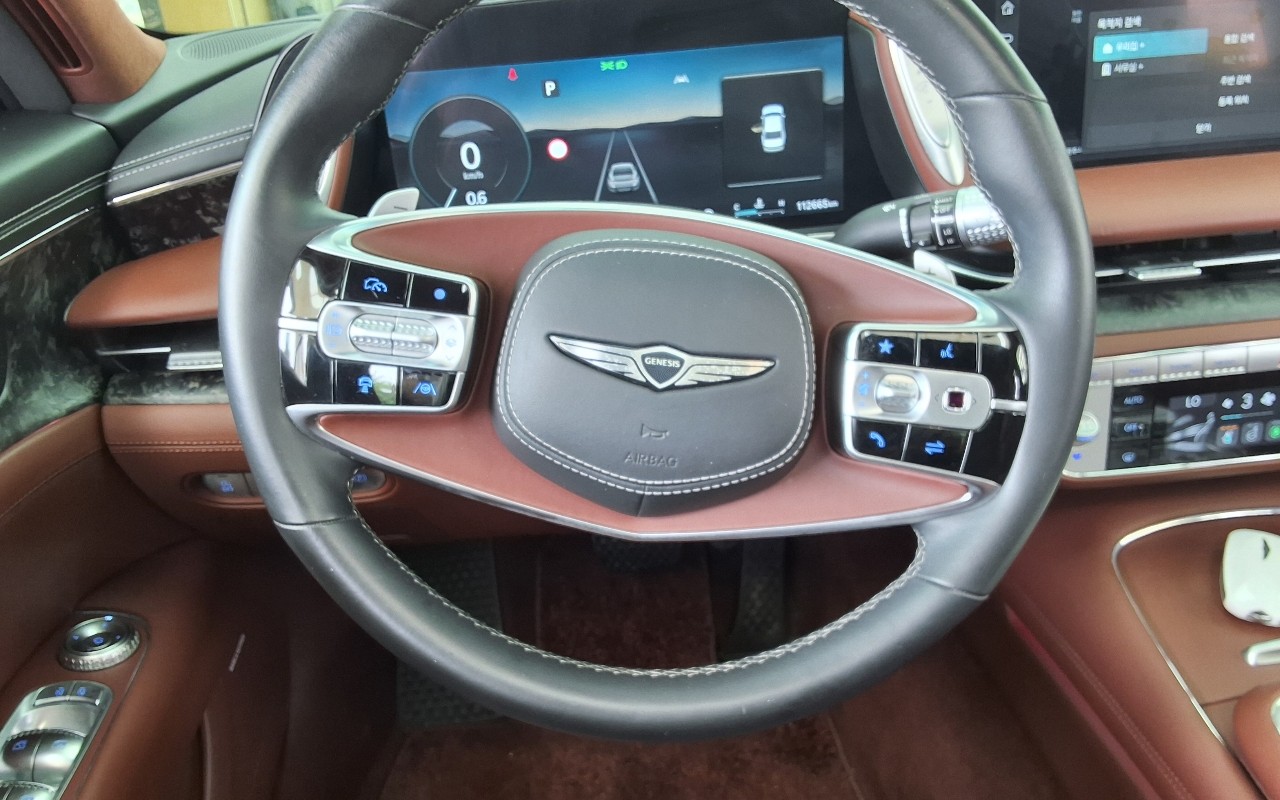 2022 - genesis g90